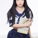 Junge japanische Sexpuppe
